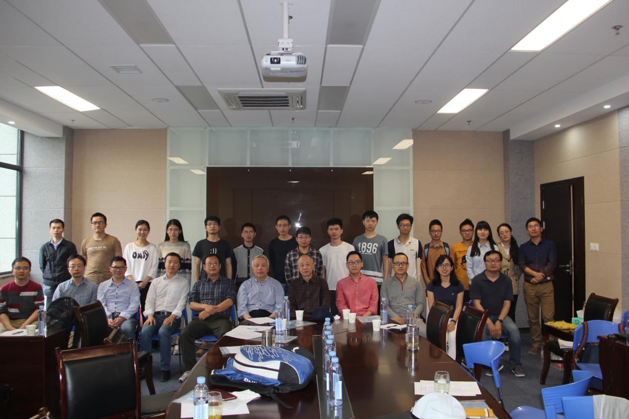 探花做爱
成功举办“强耦合Rabi模型及应用”小型研讨会.jpg